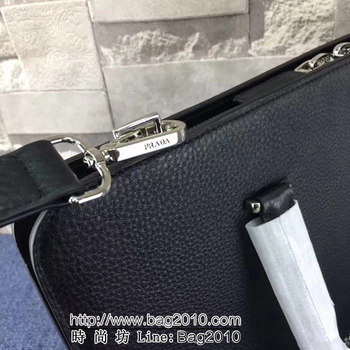 普拉達PRADA頂級原單 專櫃最新款2VN006-2 超軟自然摔牛皮男士商務公事包 PHY1398